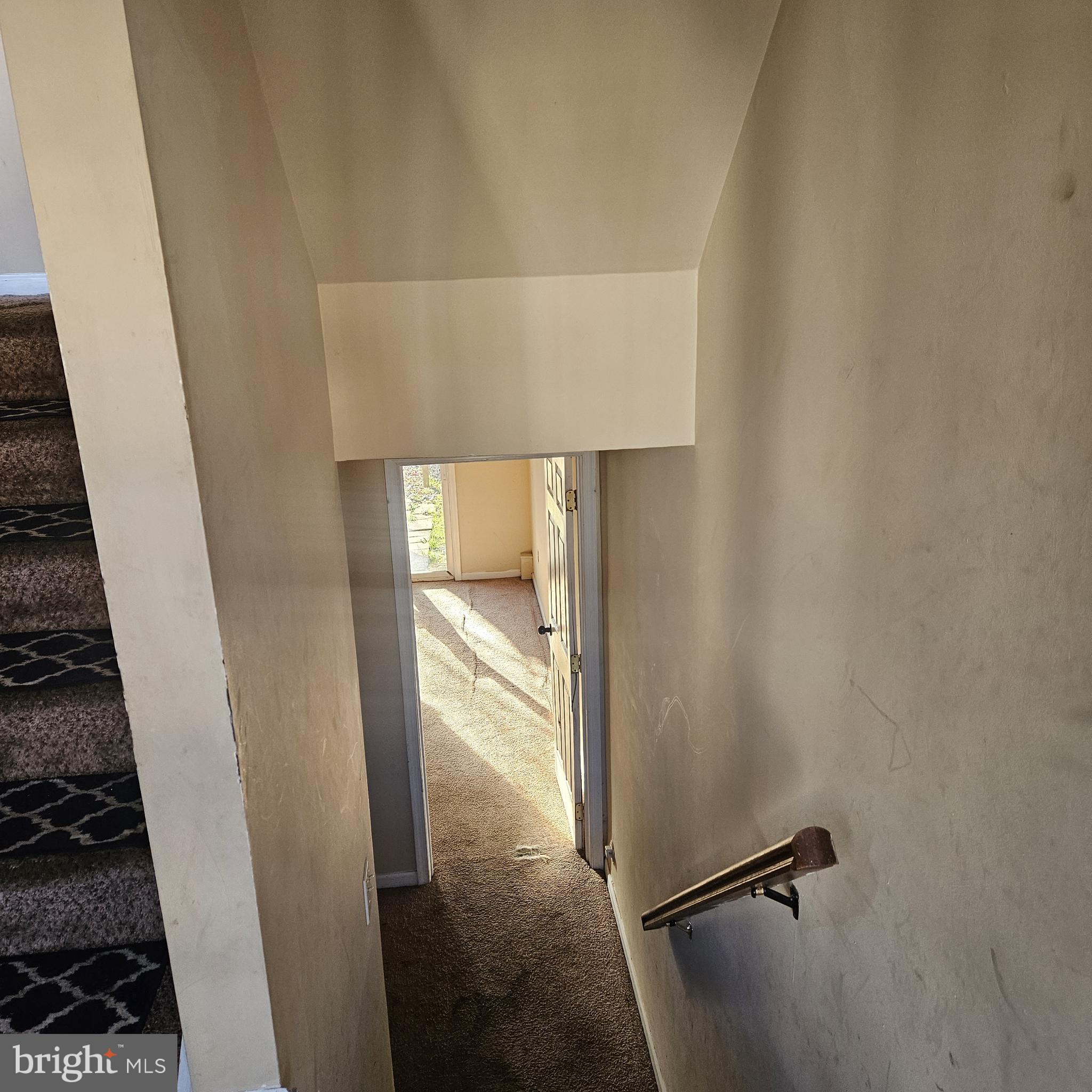 213 BELLWETHER COURT