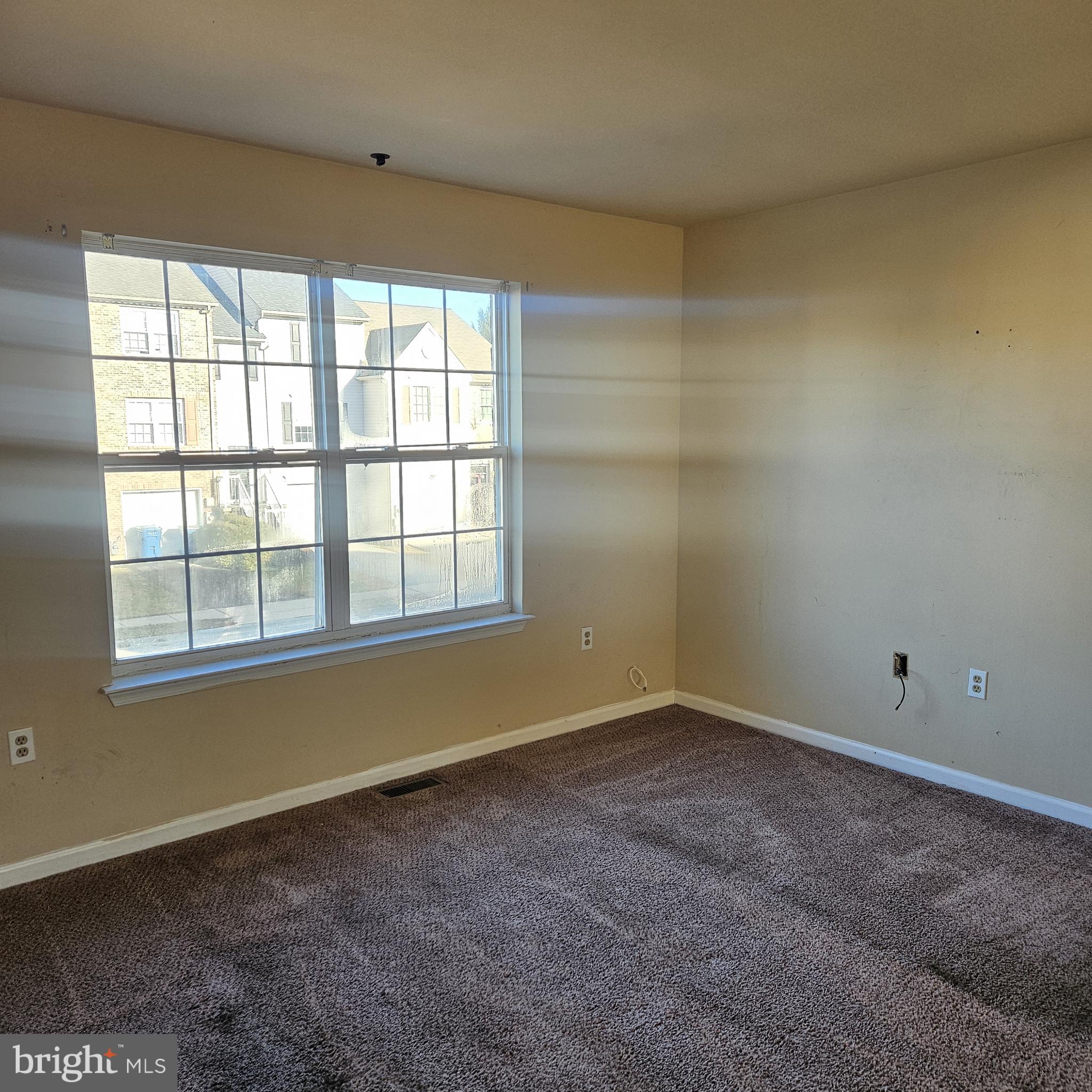 213 BELLWETHER COURT