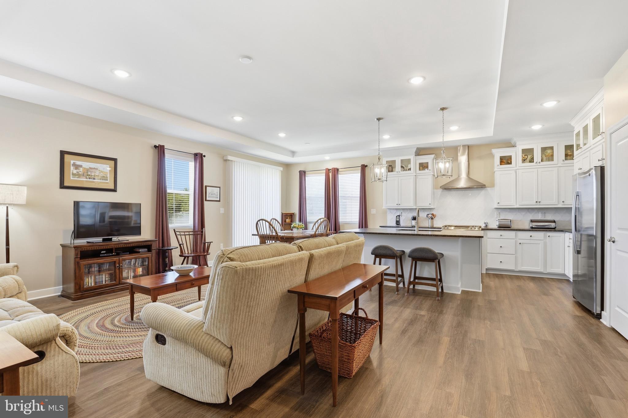 FOUR SEASONS AT HATTERAS HILLS - Residential