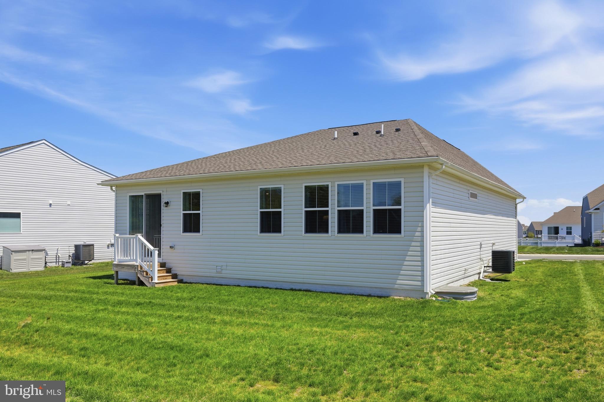 FOUR SEASONS AT HATTERAS HILLS - Residential