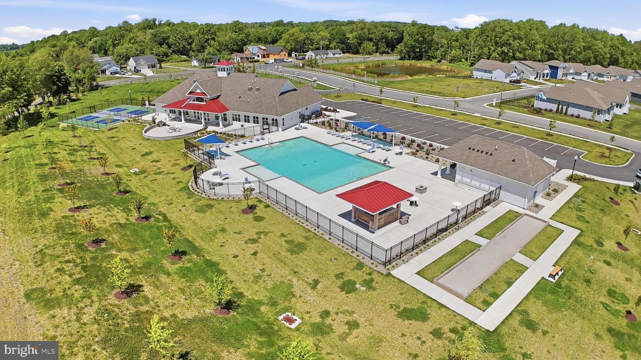 FOUR SEASONS AT HATTERAS HILLS - Residential