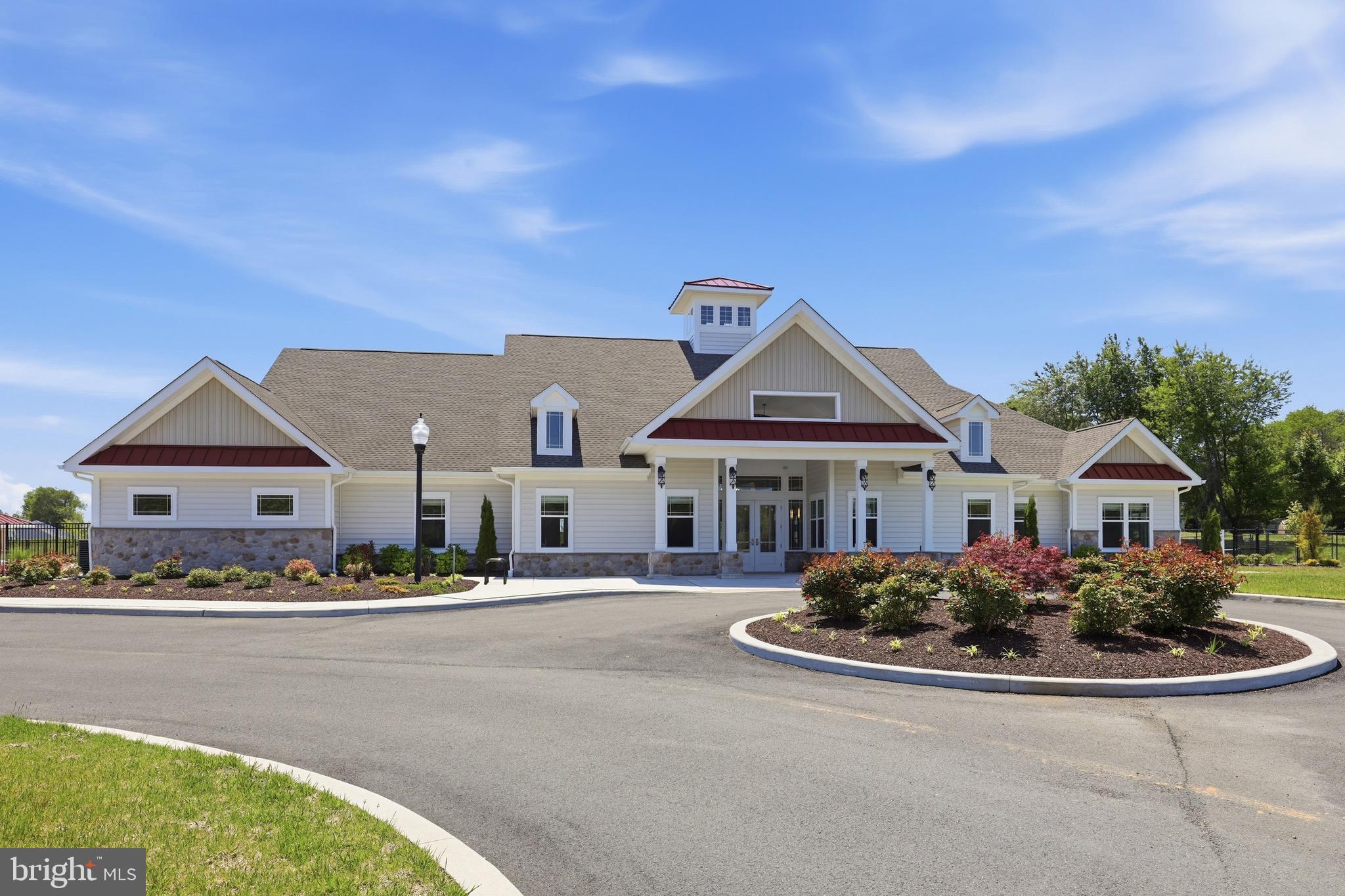 FOUR SEASONS AT HATTERAS HILLS - Residential