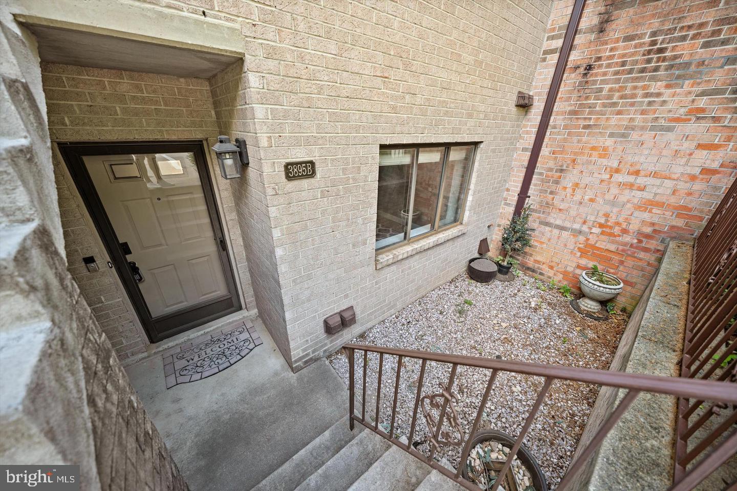 3895 STEPPES COURT B 3895B