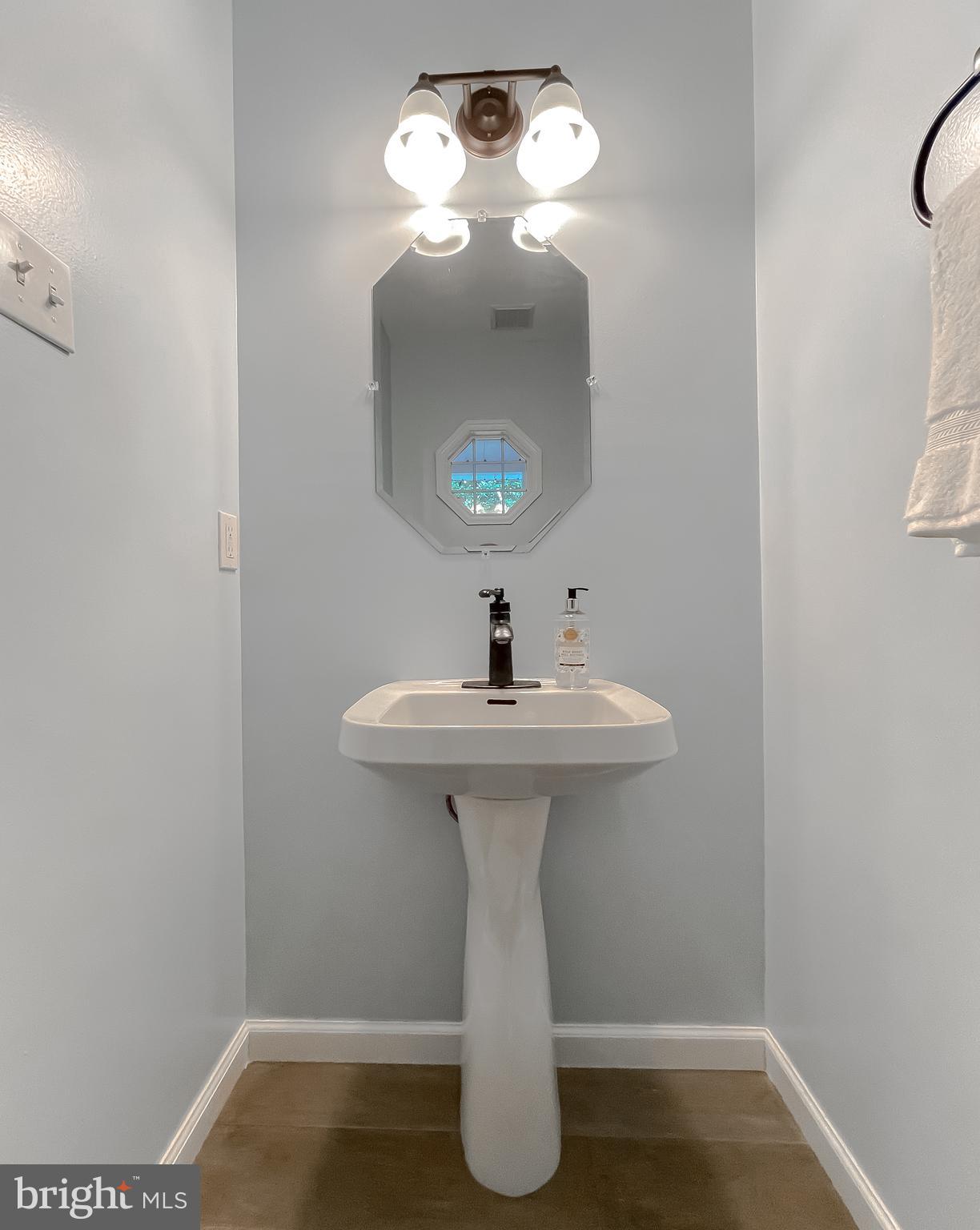 CHESAPEAKE HEIGHTS - Residential