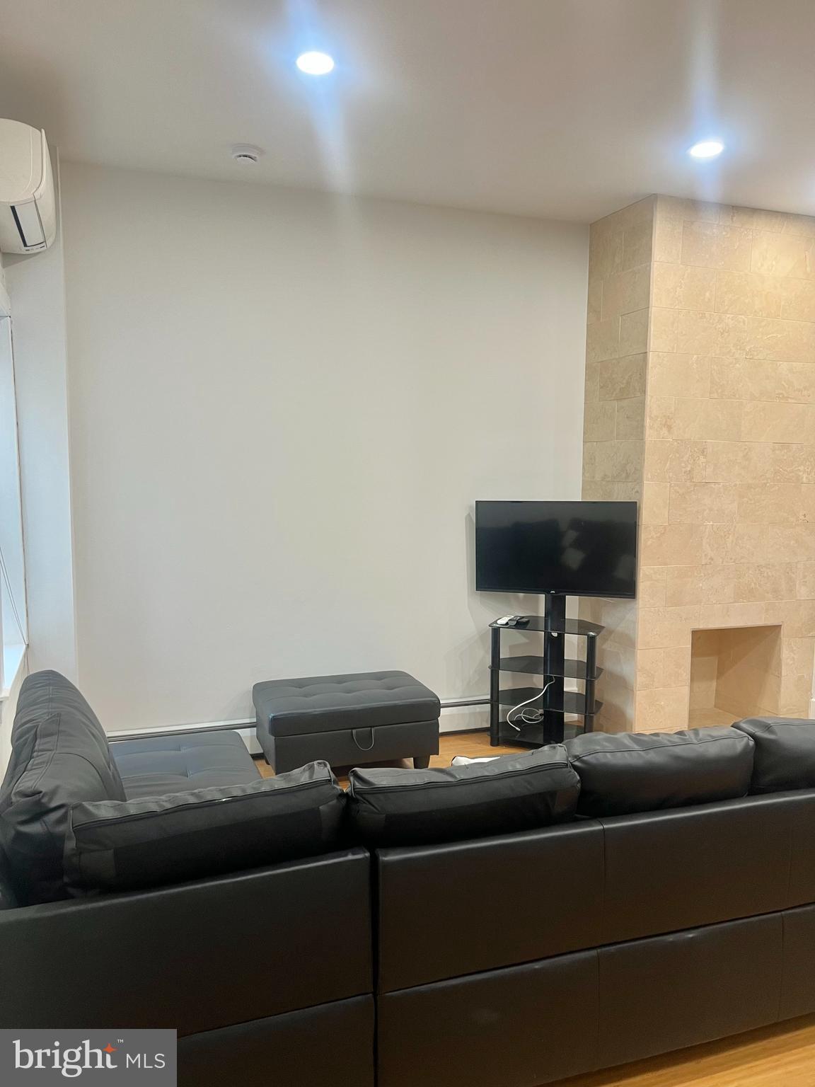 RITTENHOUSE SQUARE - Residential Lease