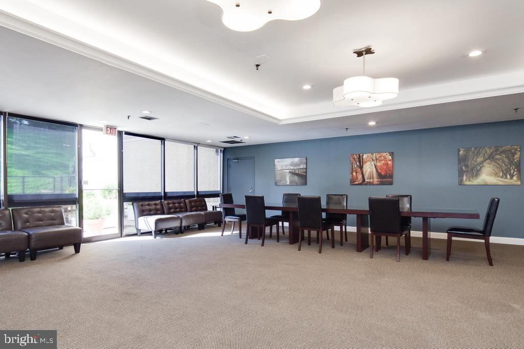 SENTINEL OF LANDMARK - Residential Lease