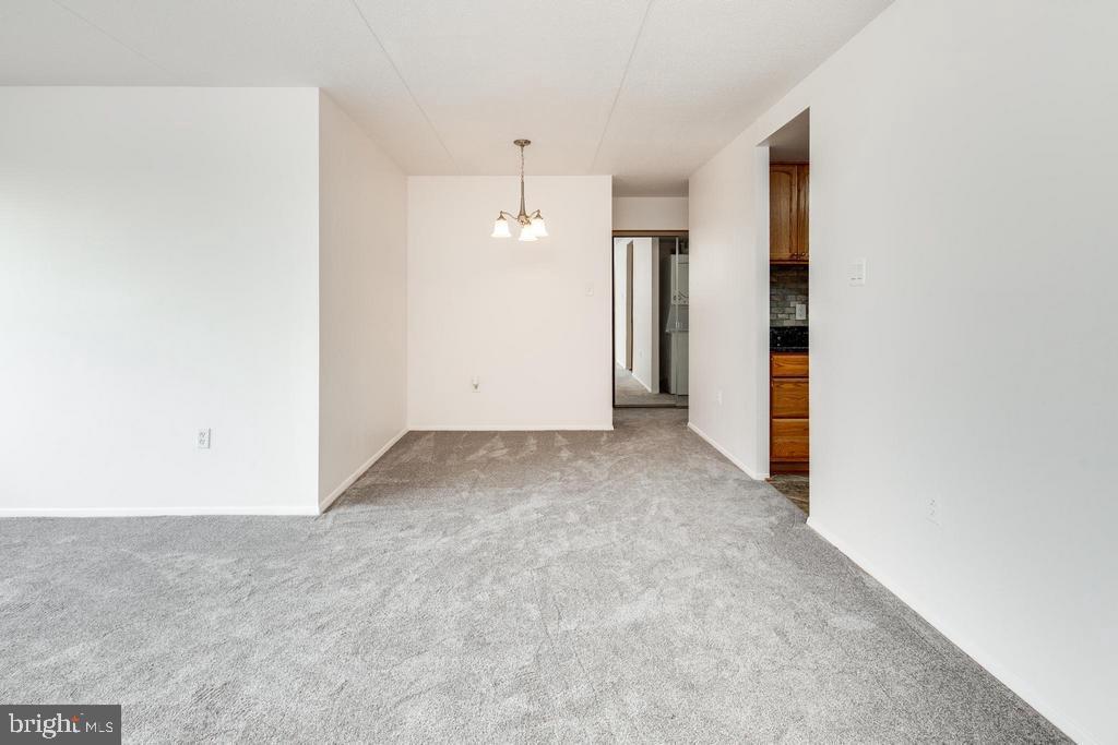 SENTINEL OF LANDMARK - Residential Lease