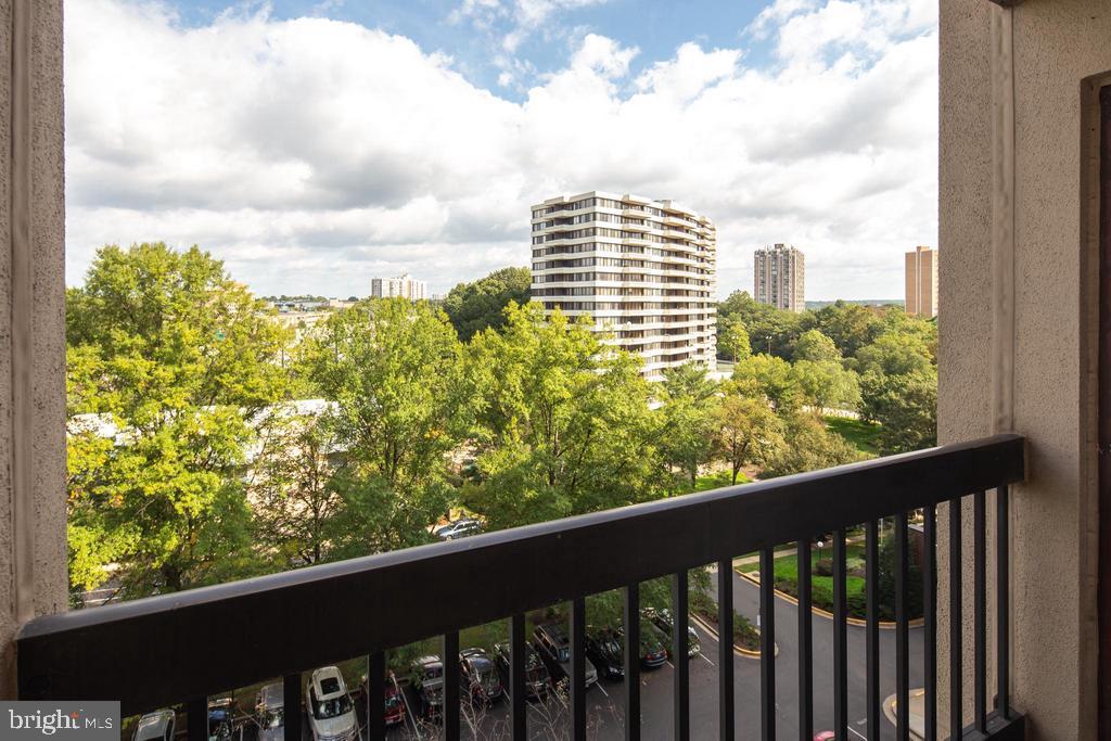 SENTINEL OF LANDMARK - Residential Lease