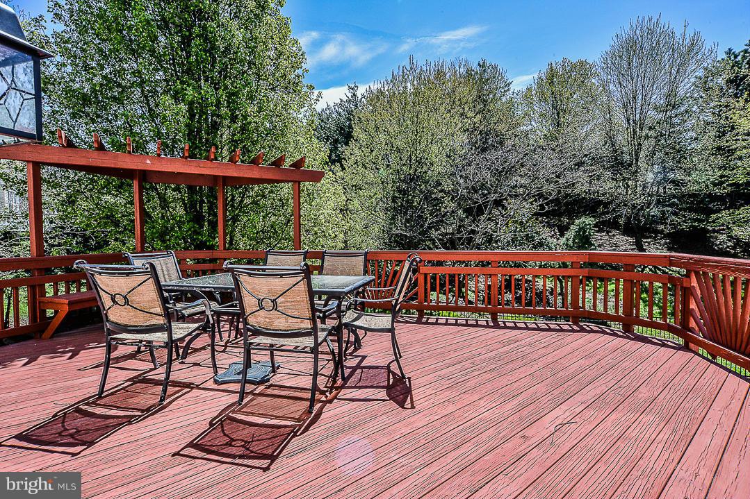 SMC MCLEAN - Residential