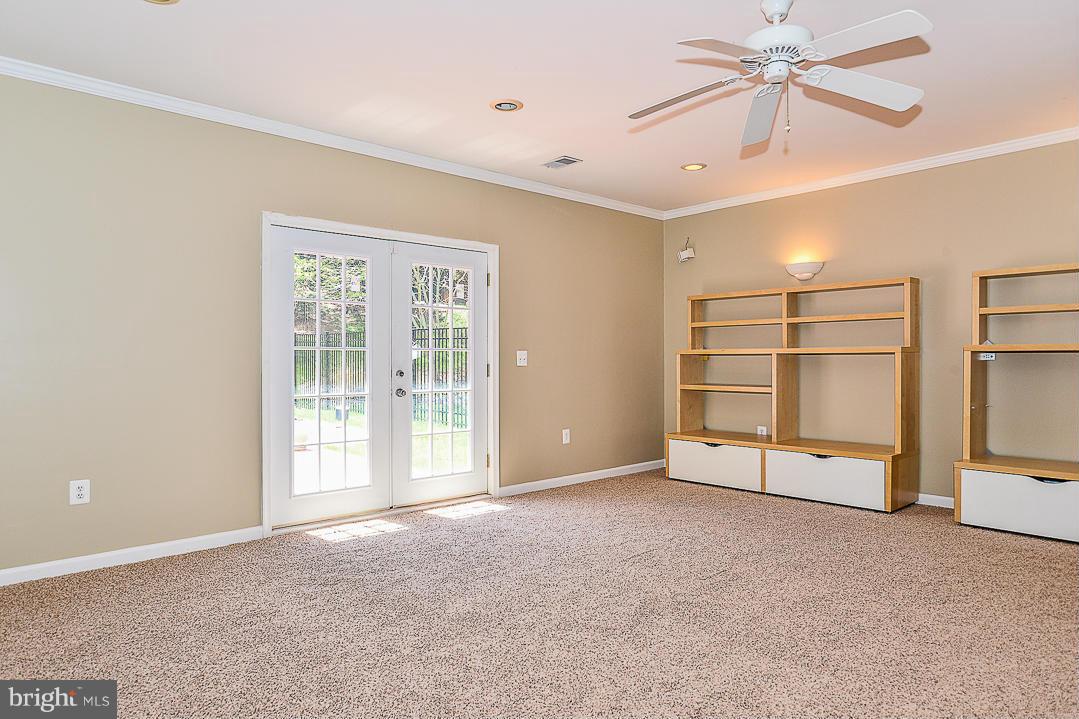 SMC MCLEAN - Residential