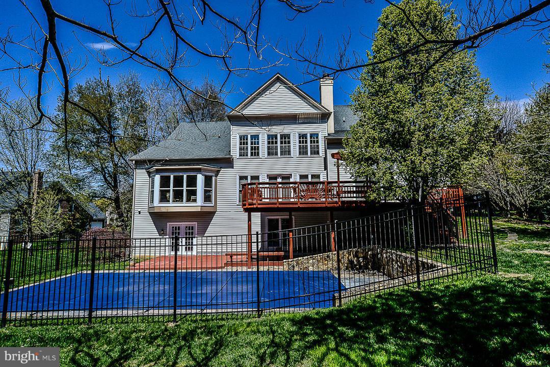 SMC MCLEAN - Residential