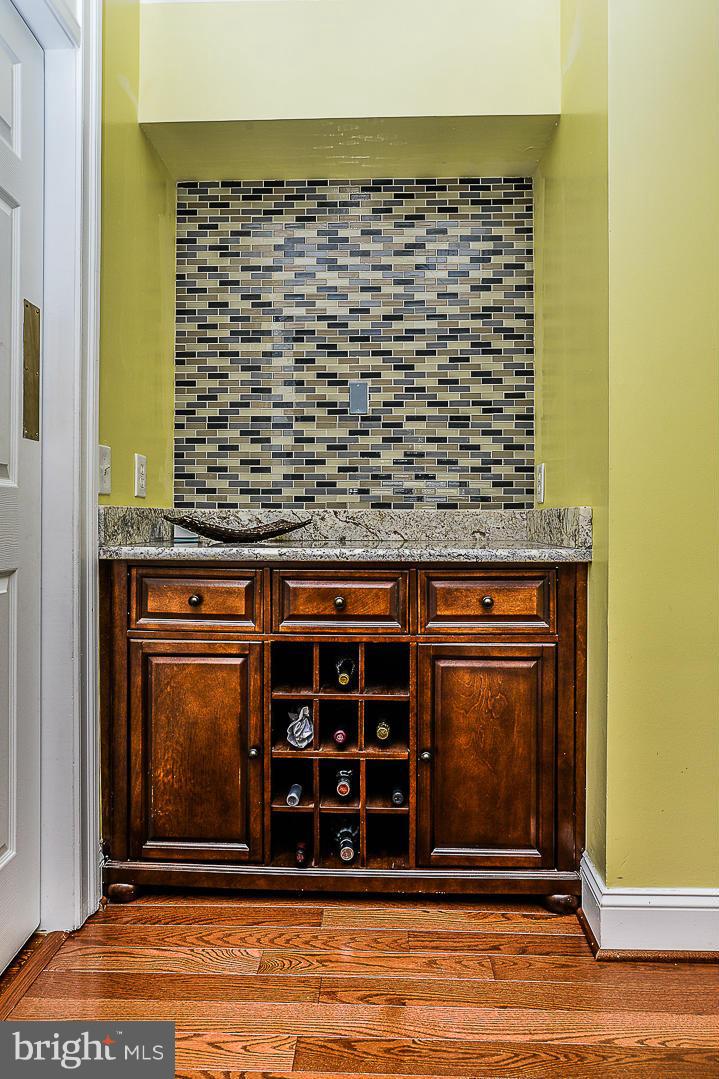 SMC MCLEAN - Residential