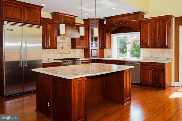 SMC MCLEAN - Residential