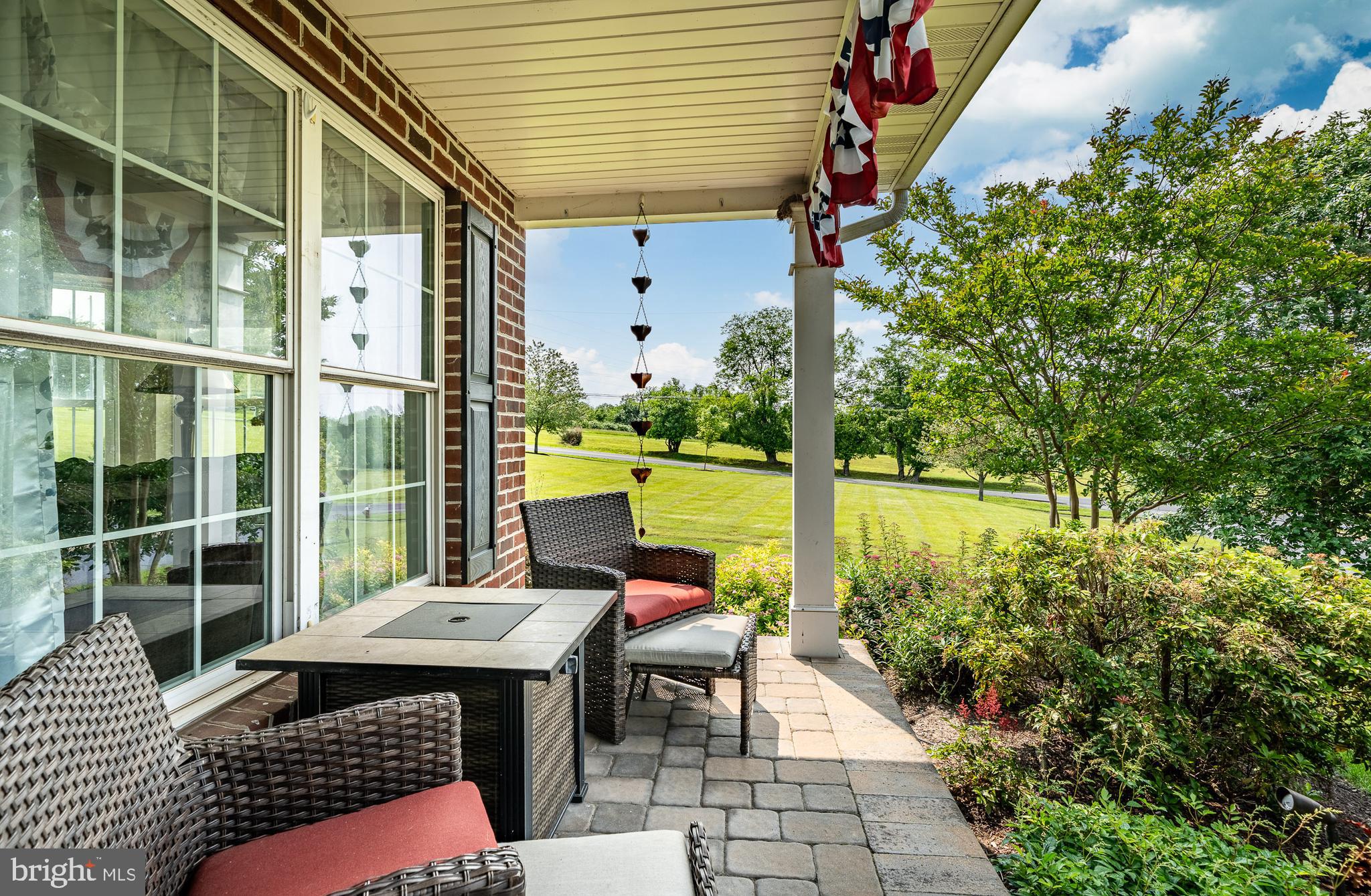 100 CLOVER HILL LANE