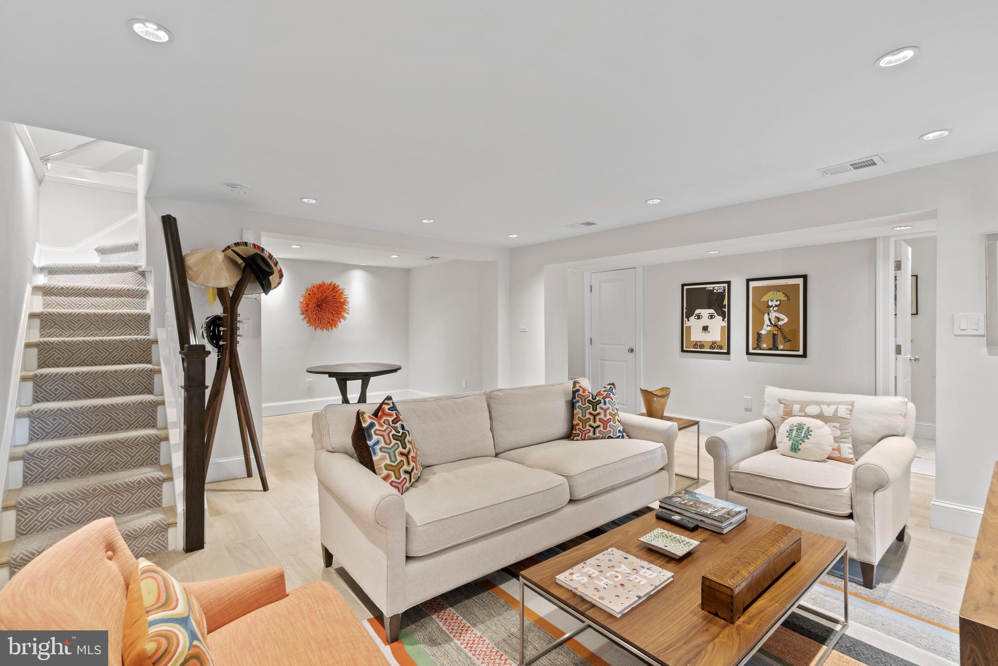 GEORGETOWN - Residential