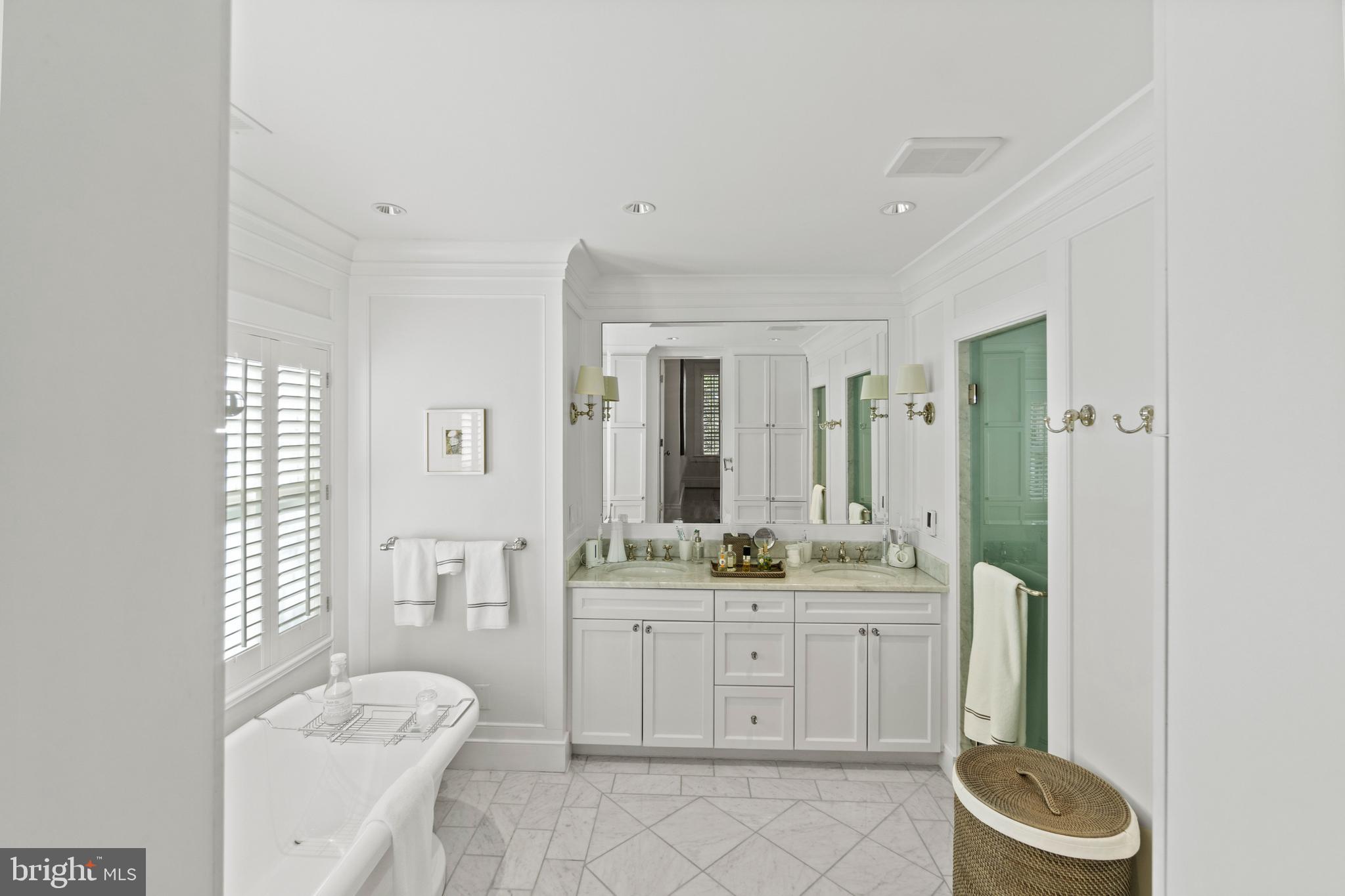 GEORGETOWN - Residential
