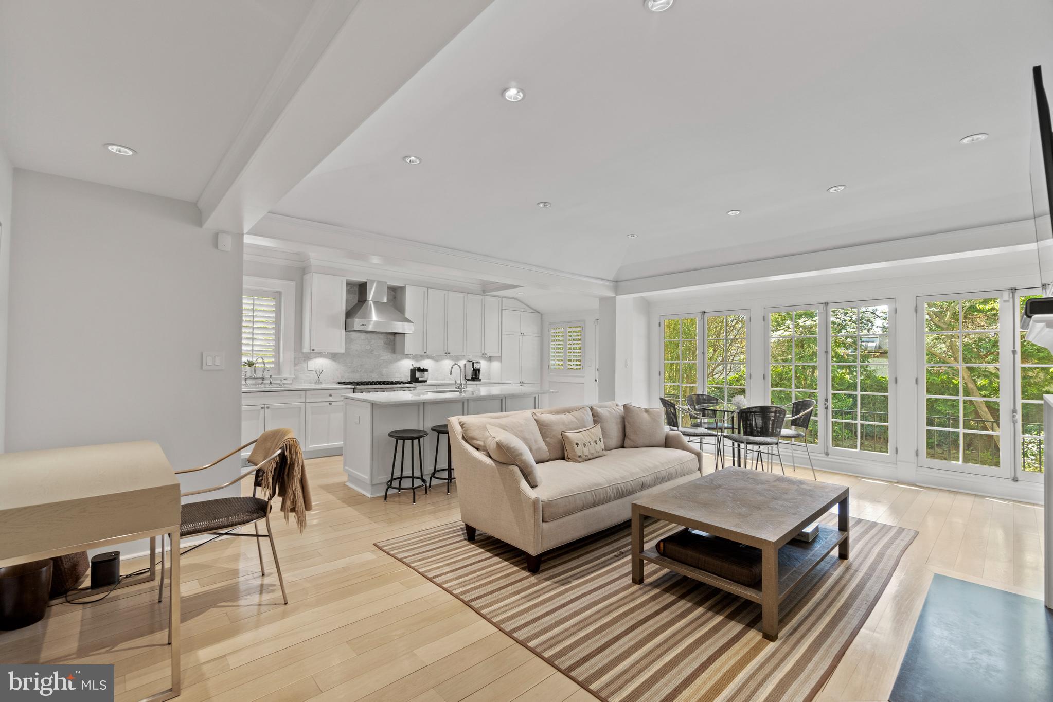 GEORGETOWN - Residential