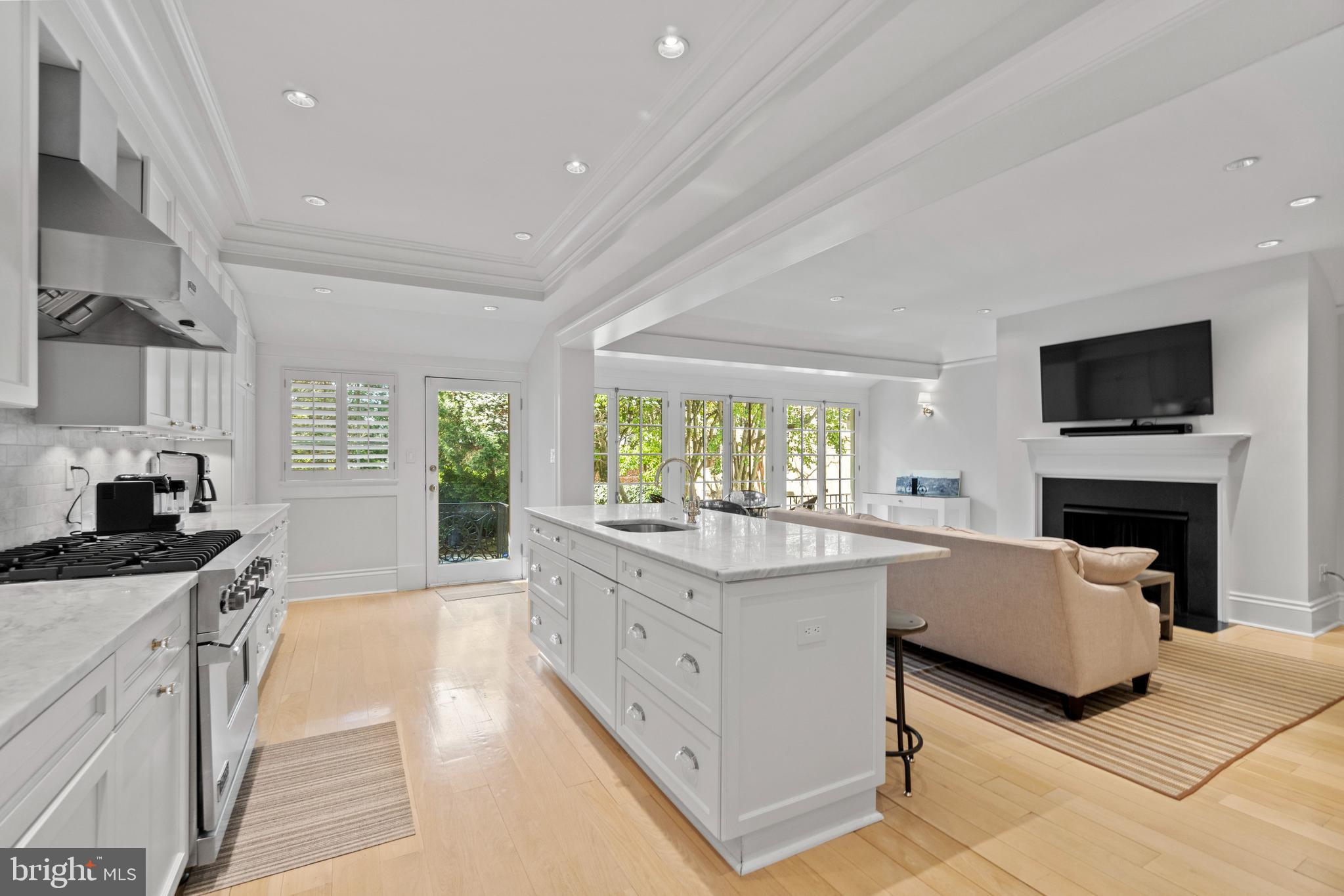 GEORGETOWN - Residential