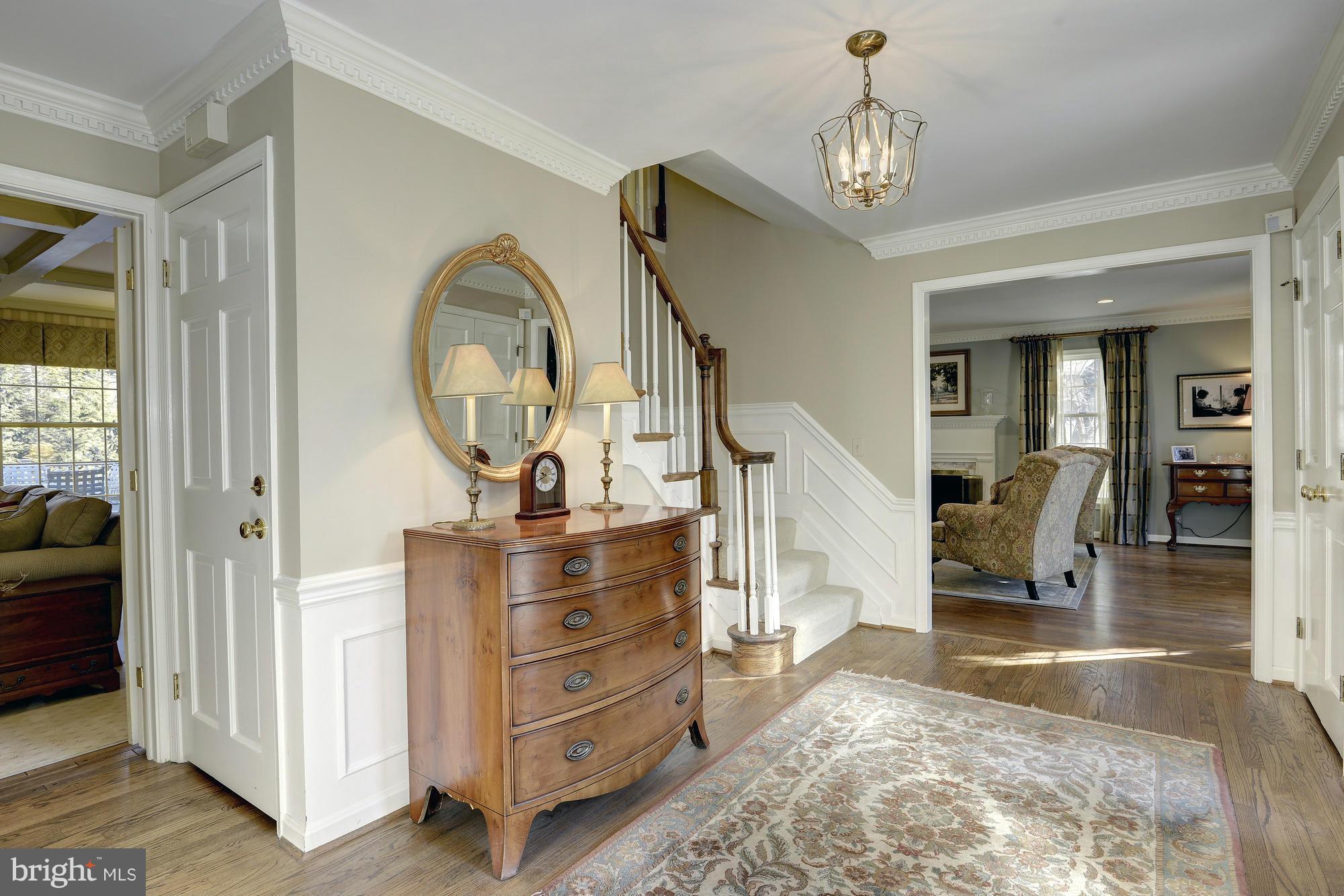 CARDEROCK SPRINGS - Residential