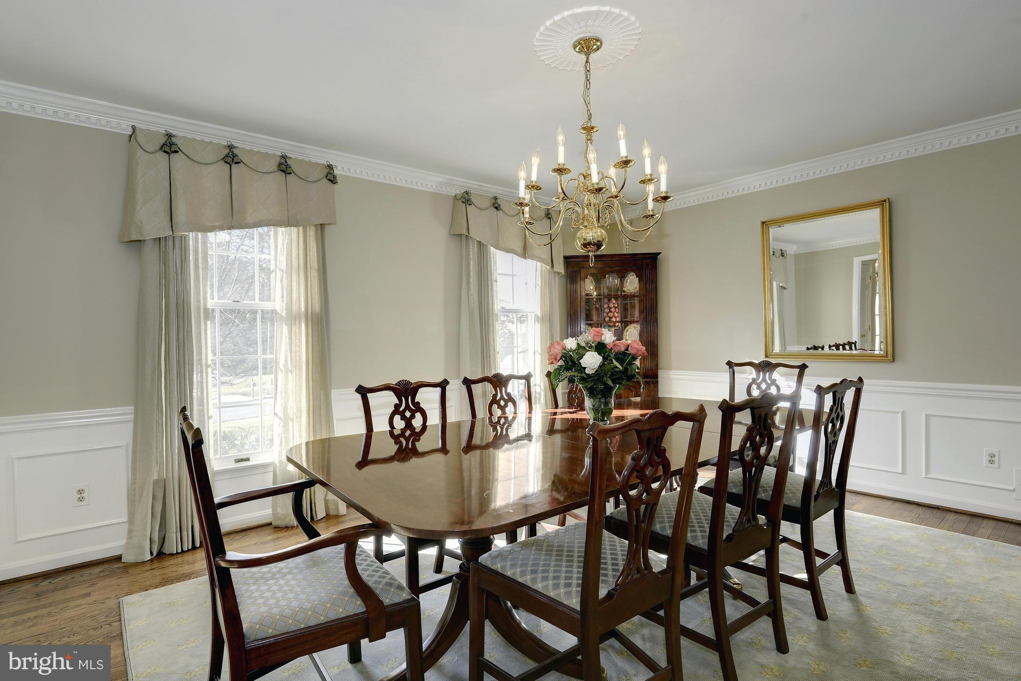 CARDEROCK SPRINGS - Residential