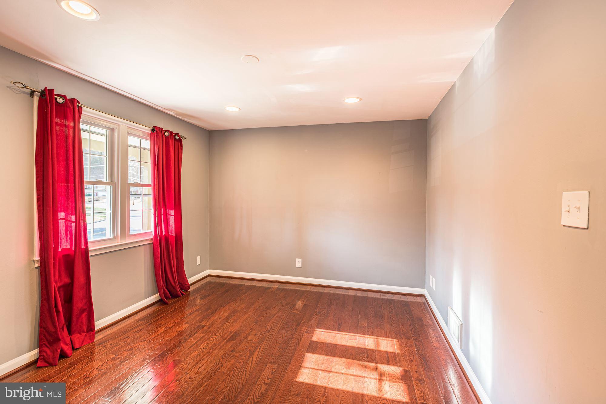 FOREST KNOLLS 01 - Residential