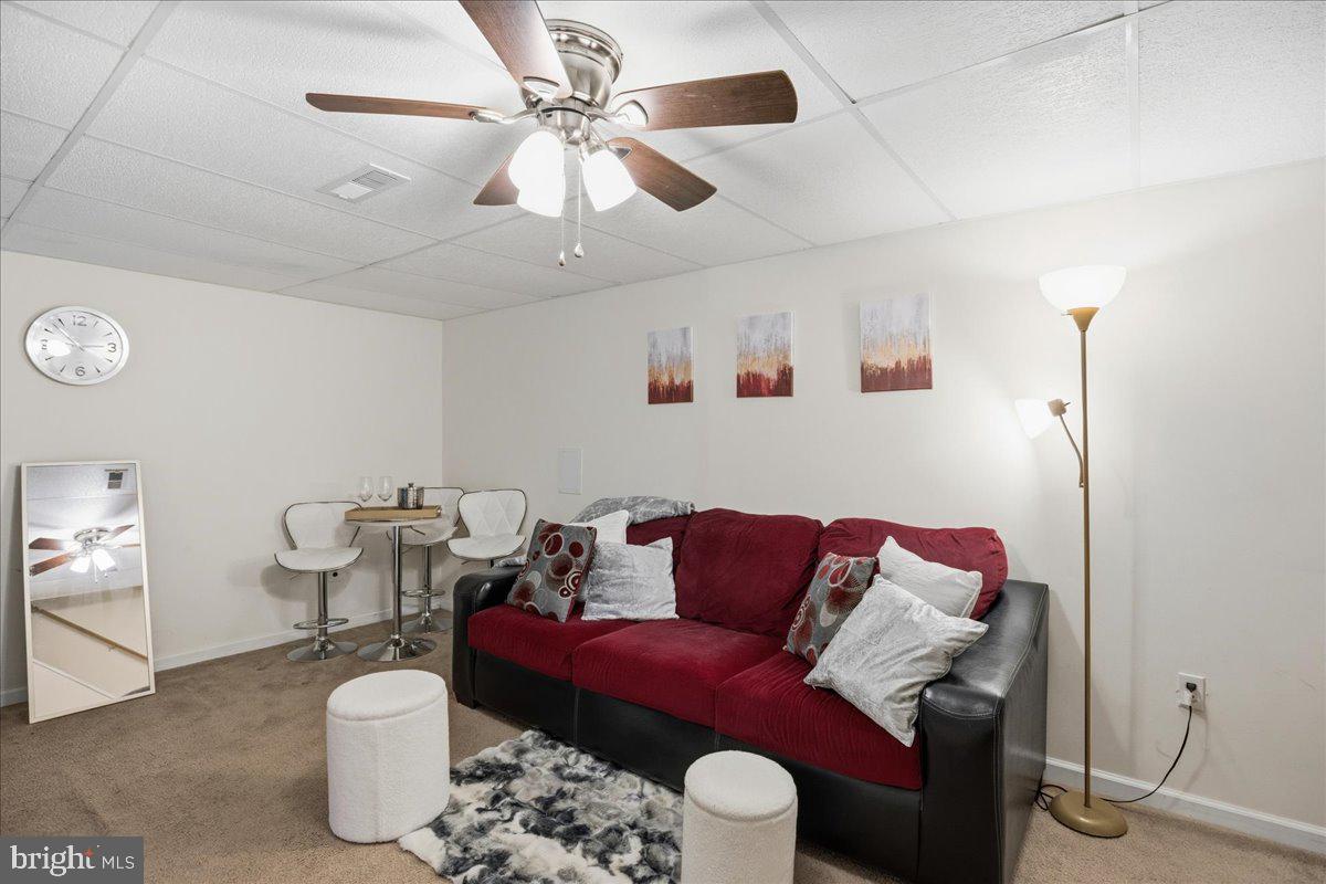 CALVERT TOWNE TOWNHOUSES - Residential