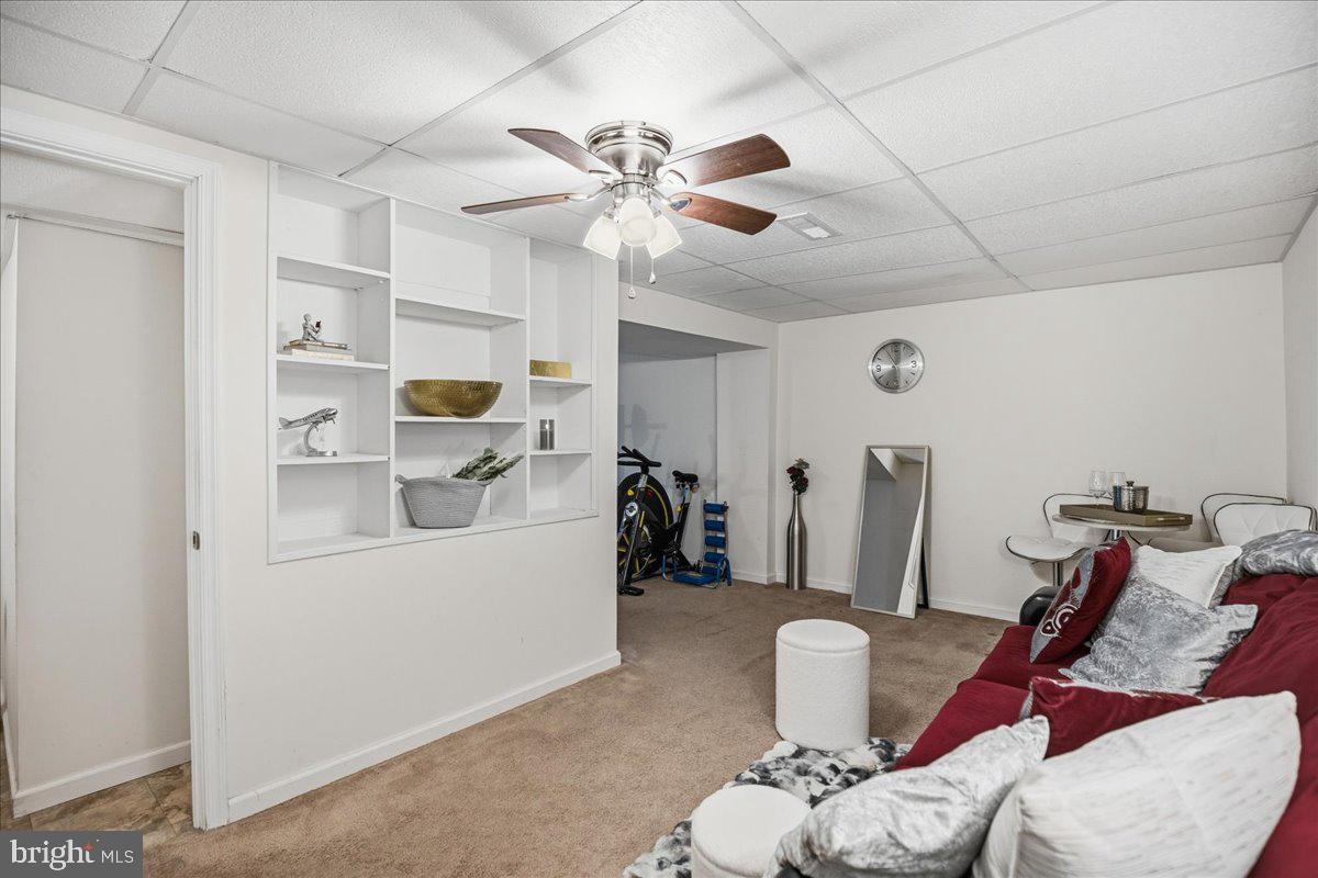 CALVERT TOWNE TOWNHOUSES - Residential