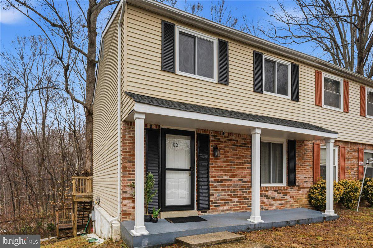 CALVERT TOWNE TOWNHOUSES - Residential