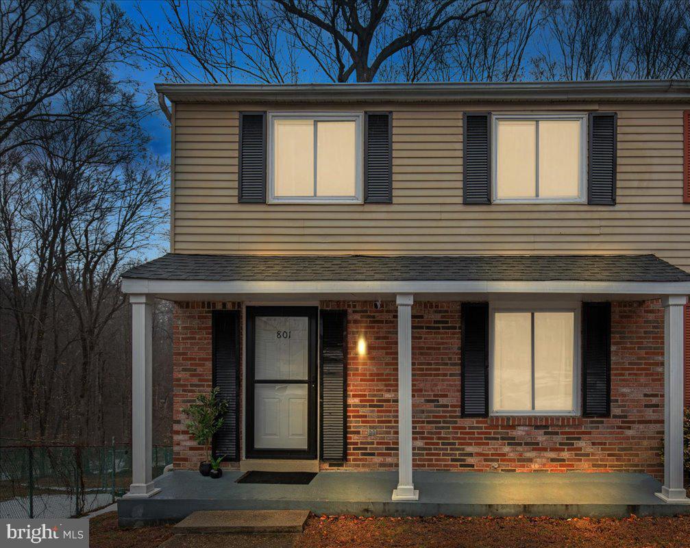 CALVERT TOWNE TOWNHOUSES - Residential