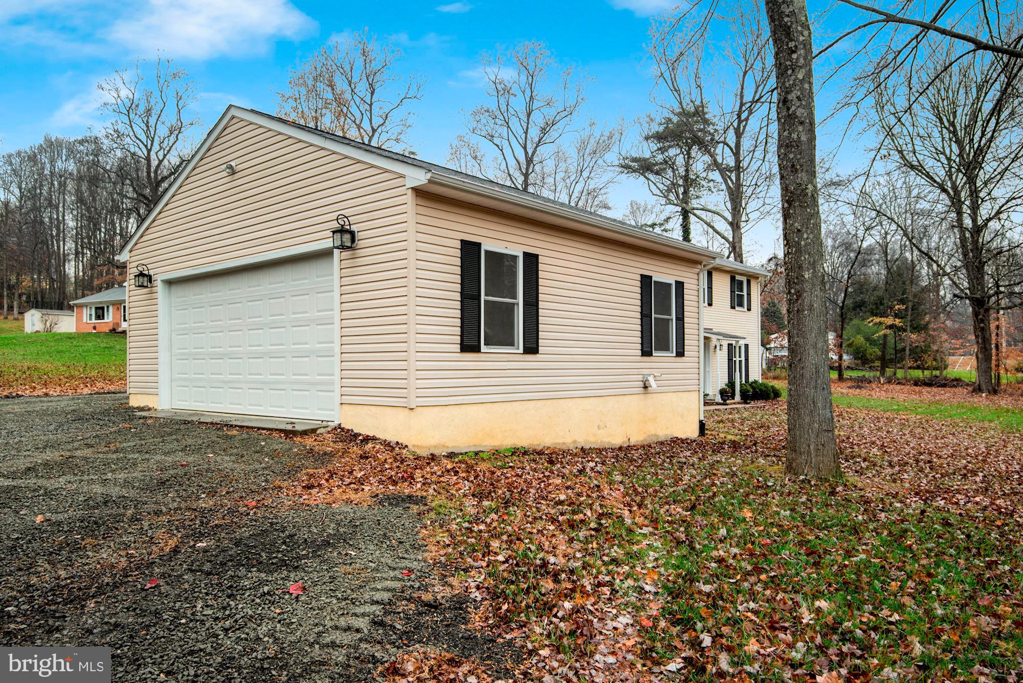 SOUTH HILL ESTATES - Residential