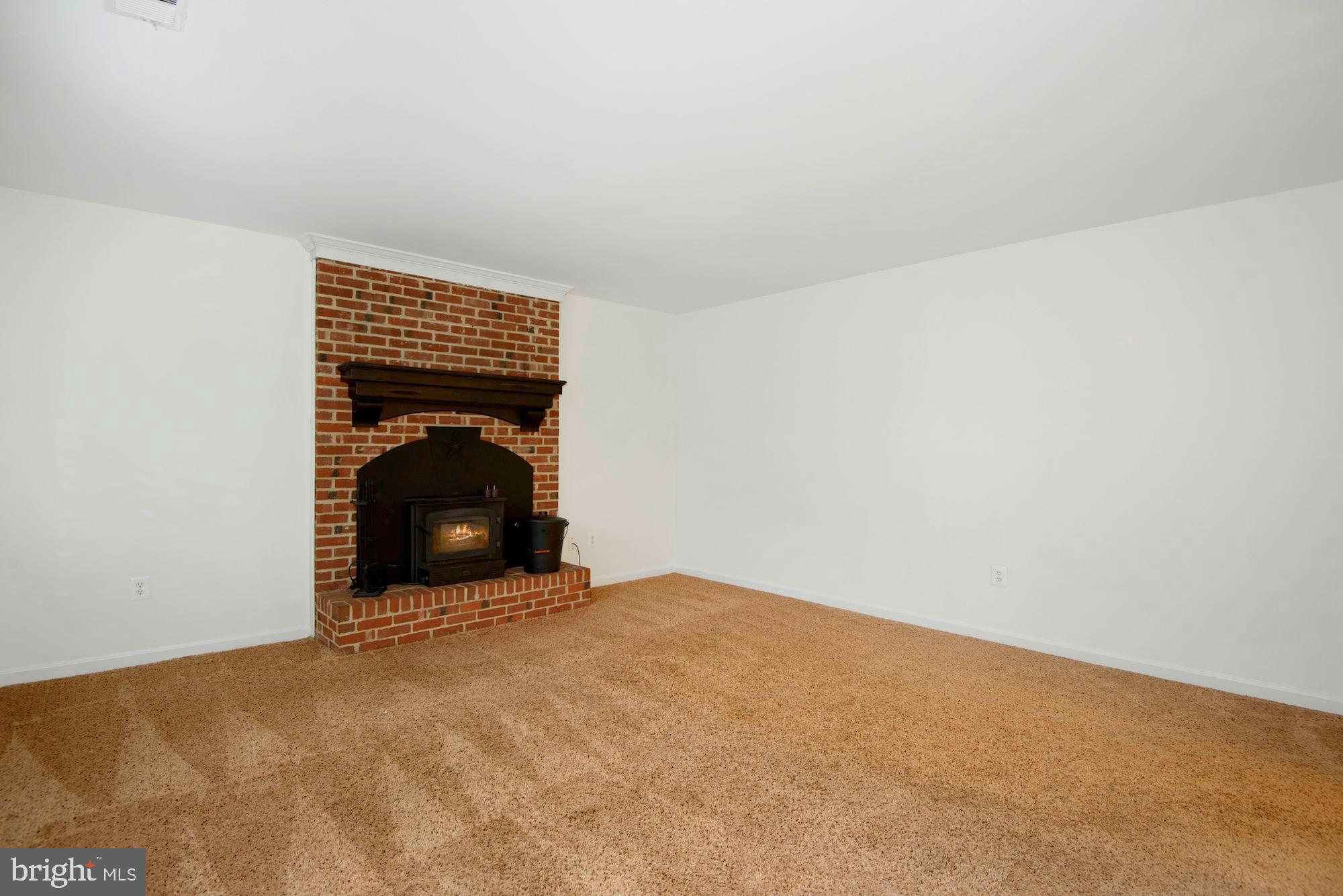 SOUTH HILL ESTATES - Residential