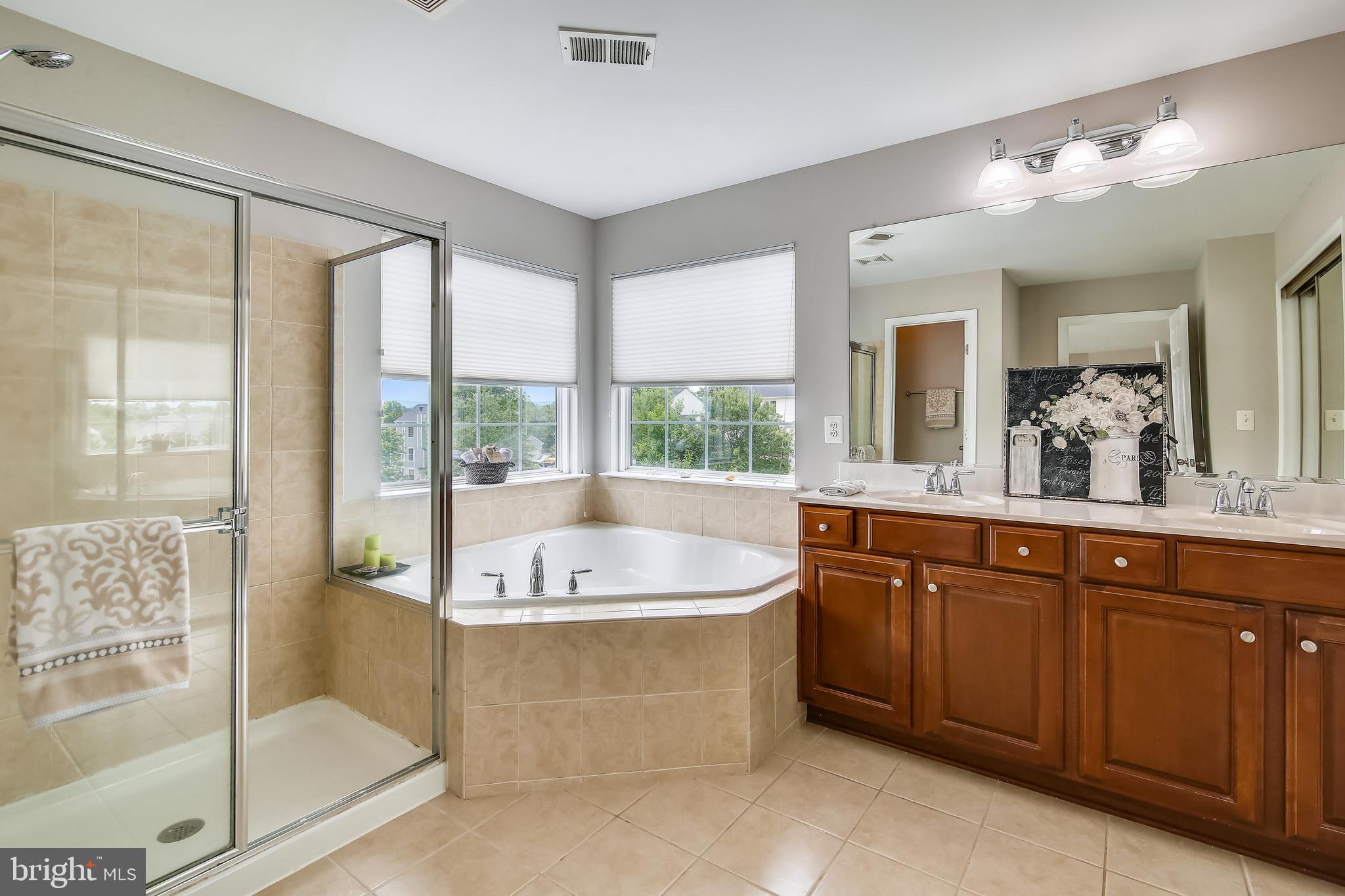 HIRST FARM - Residential