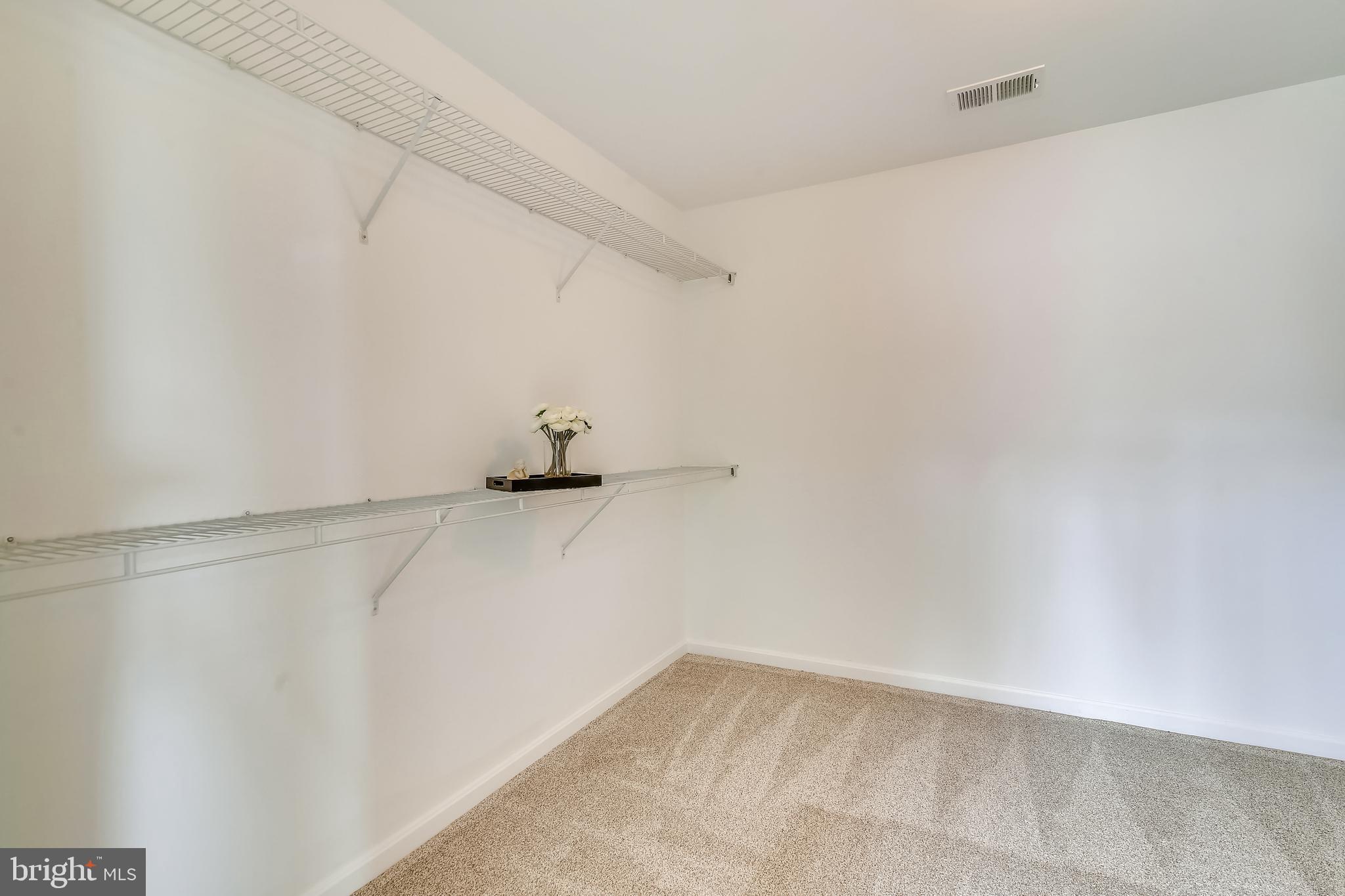 HIRST FARM - Residential