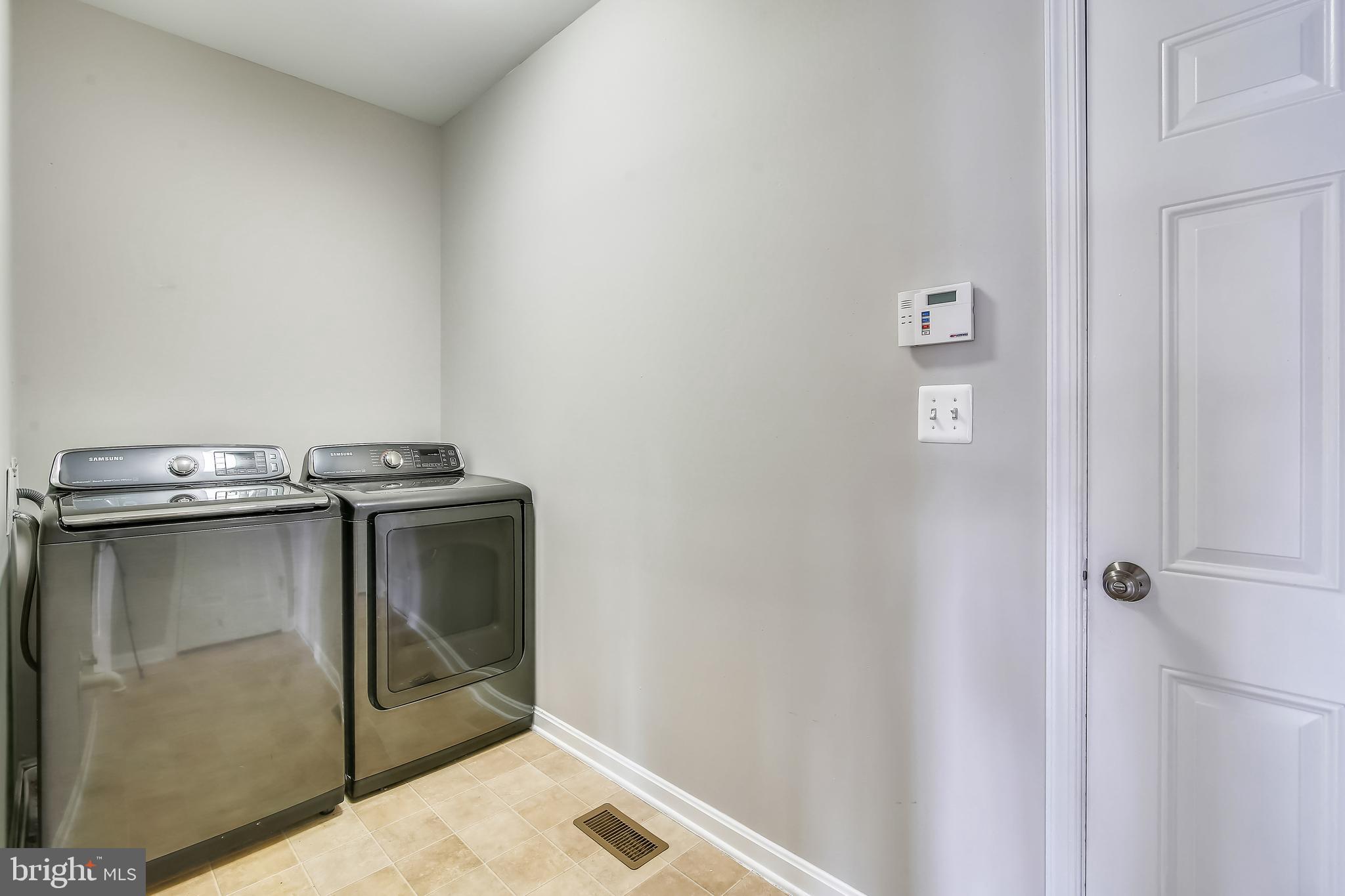 HIRST FARM - Residential