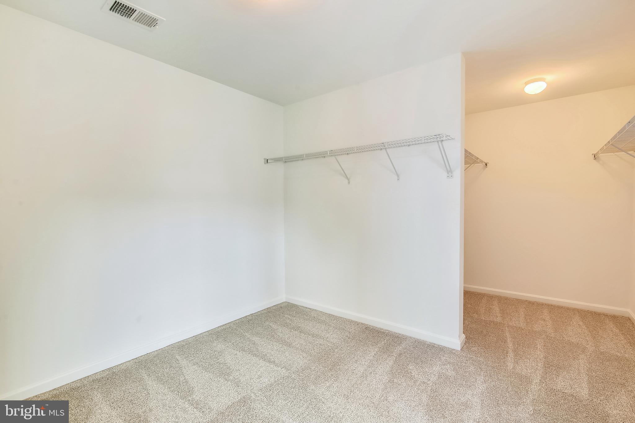 HIRST FARM - Residential