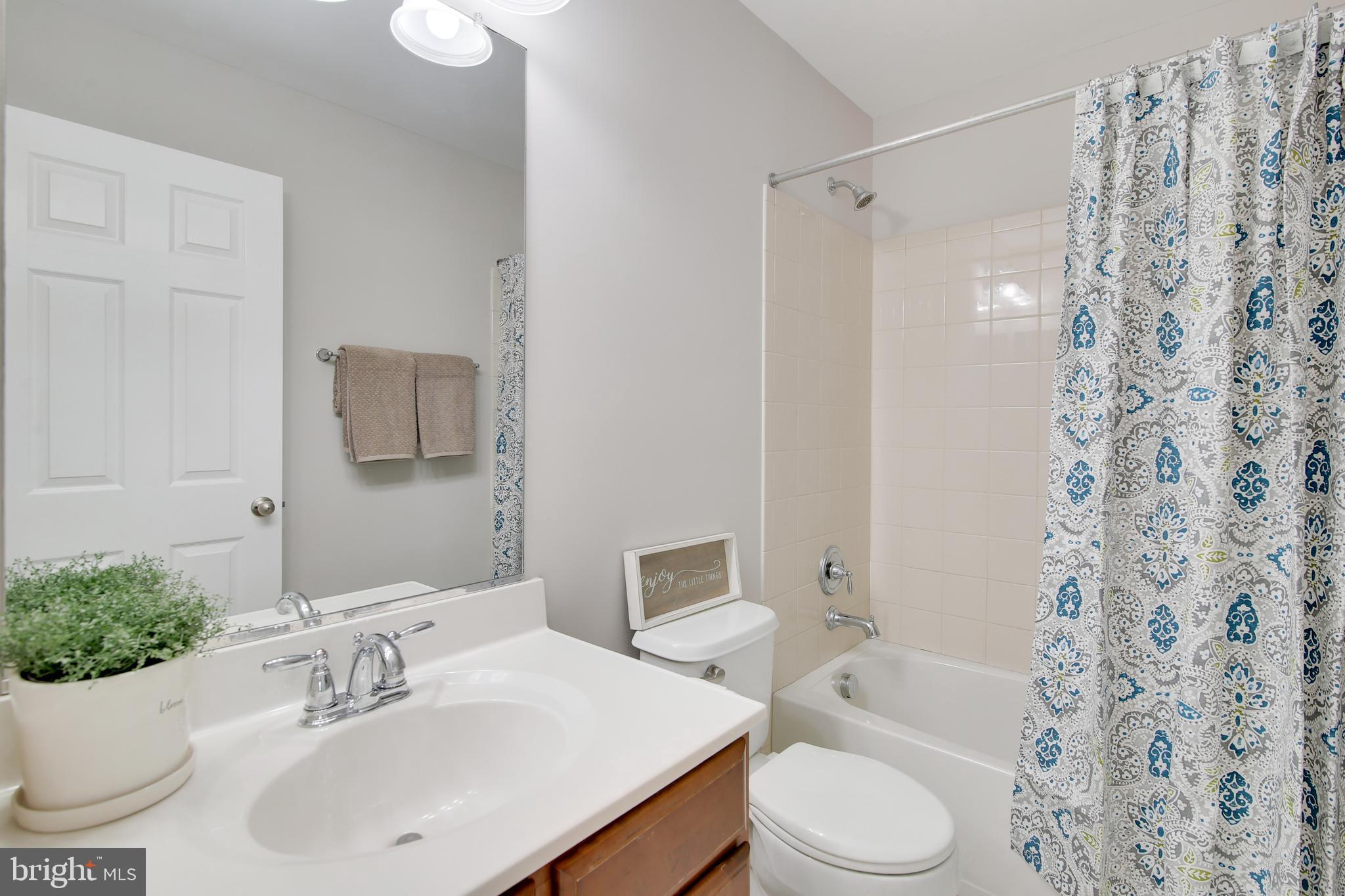 HIRST FARM - Residential