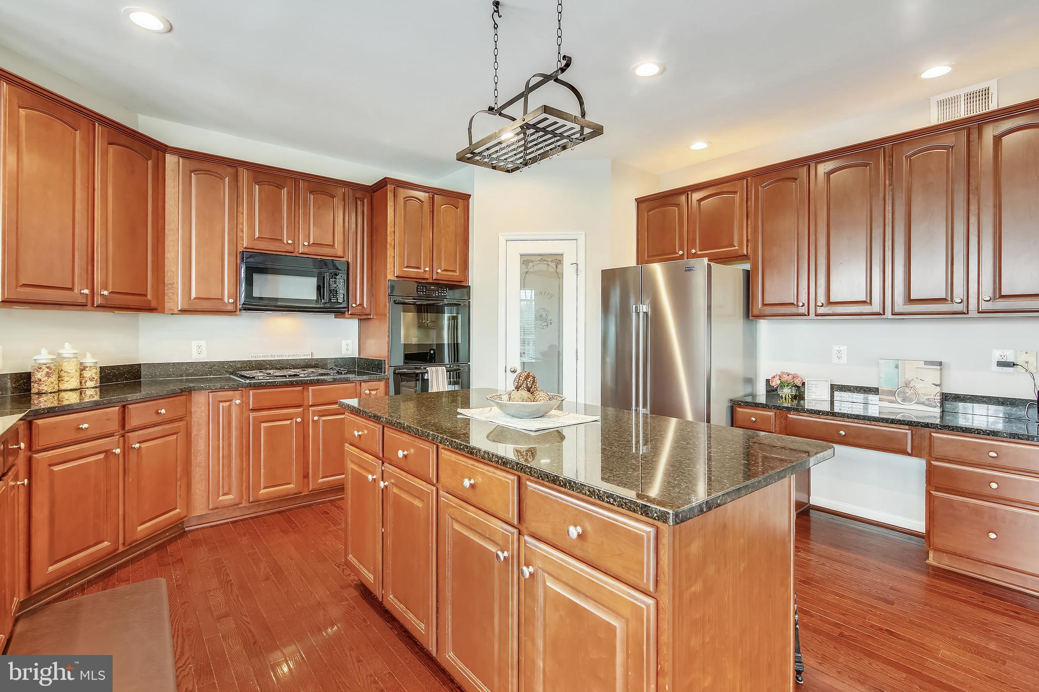 HIRST FARM - Residential