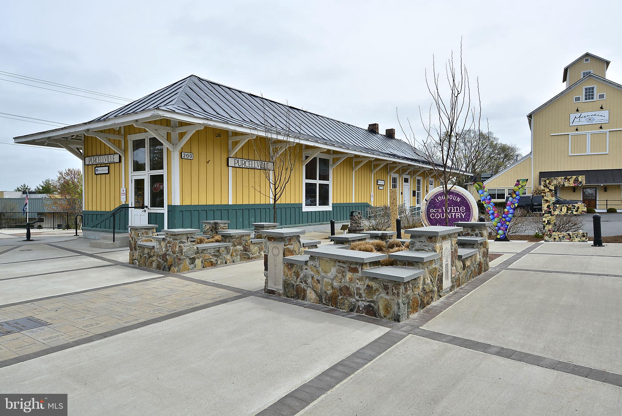 HIRST FARM - Residential
