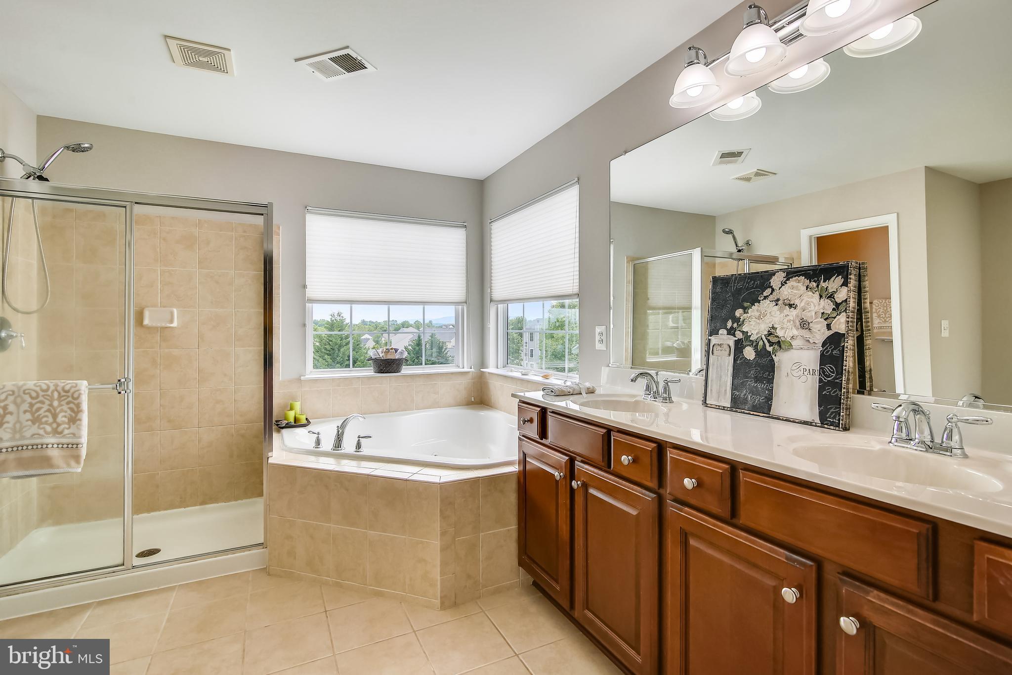 HIRST FARM - Residential