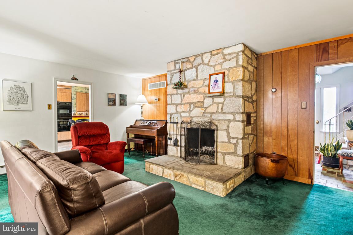 GREEN ACRES - Residential