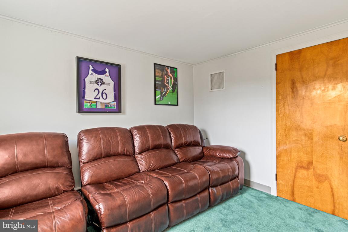 GREEN ACRES - Residential