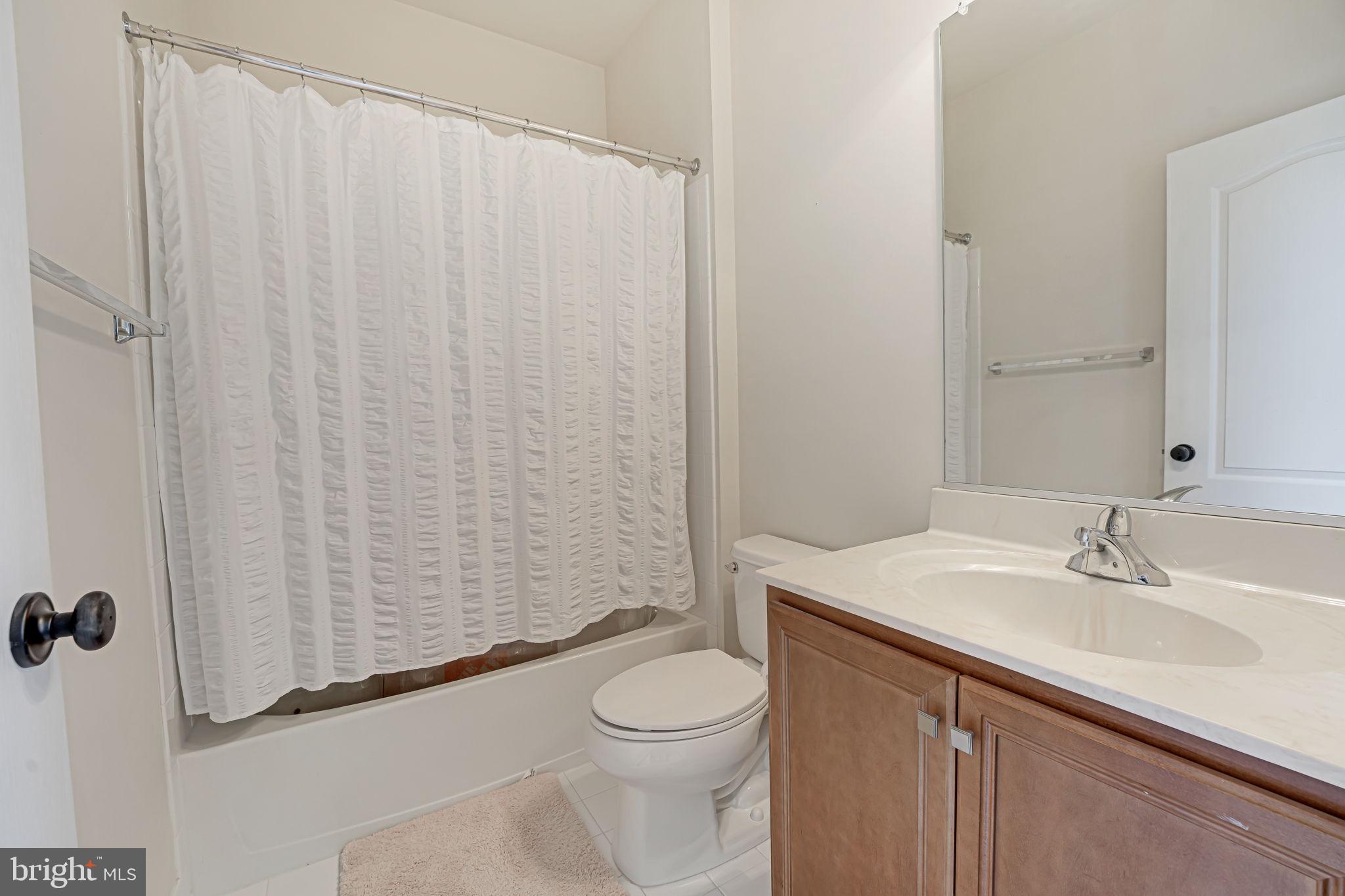 DOMINION VALLEY COUNTRY CLUB - Residential