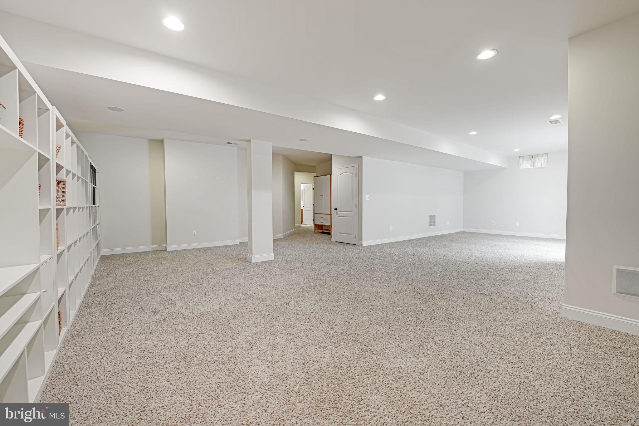 DOMINION VALLEY COUNTRY CLUB - Residential