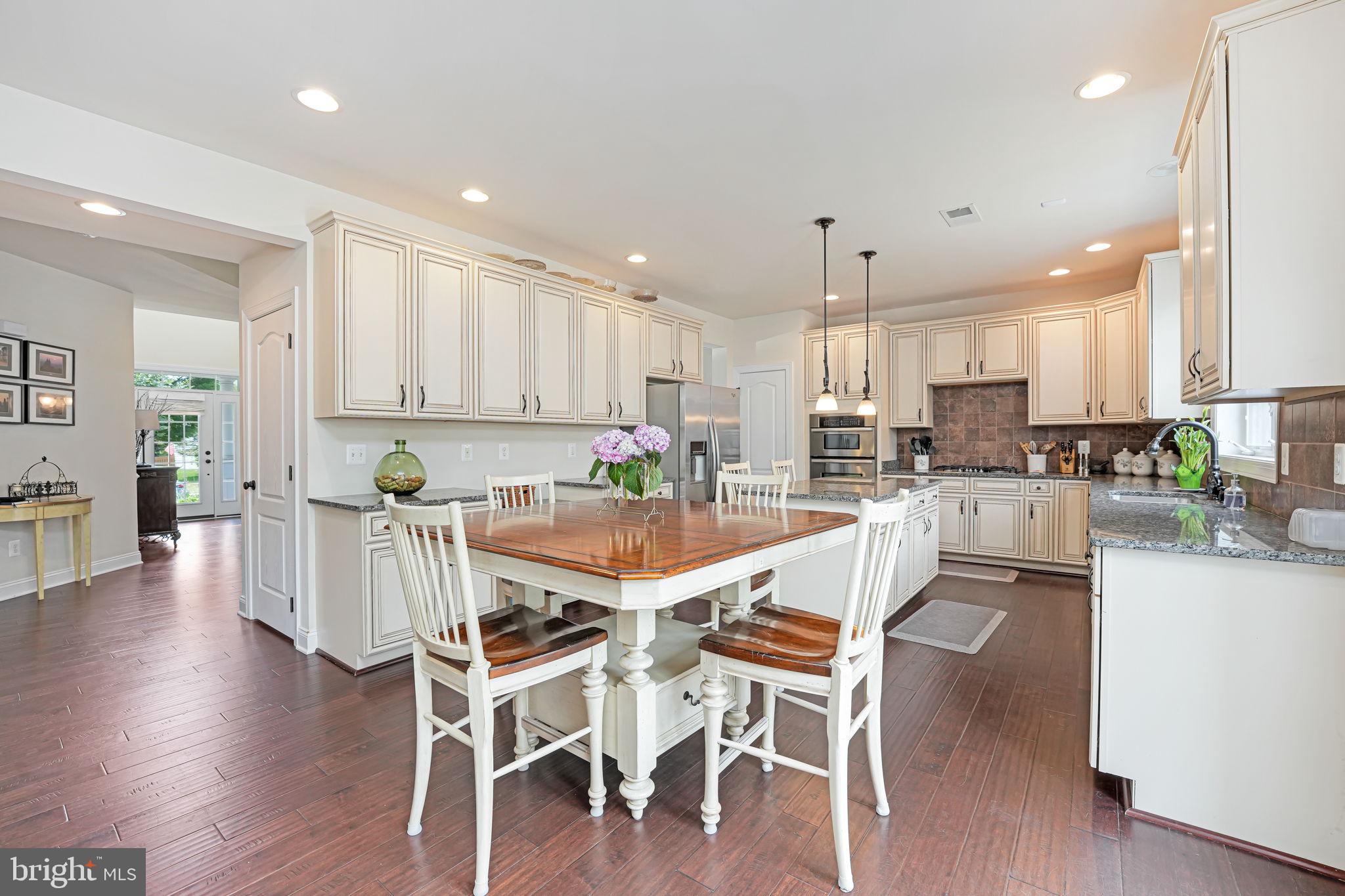 DOMINION VALLEY COUNTRY CLUB - Residential