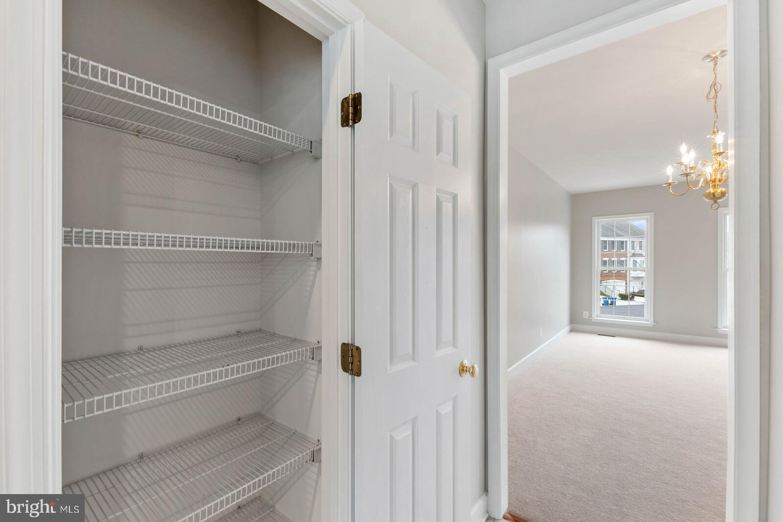 LAUREL RIDGE CROSSING - Residential