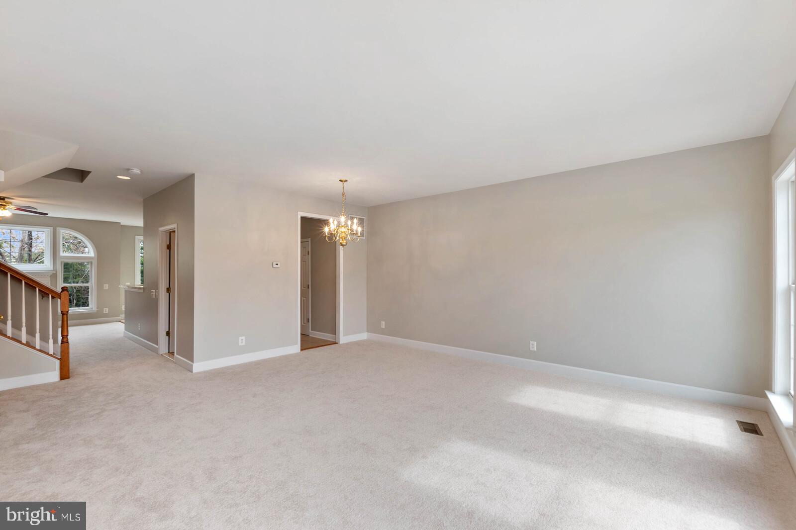 LAUREL RIDGE CROSSING - Residential