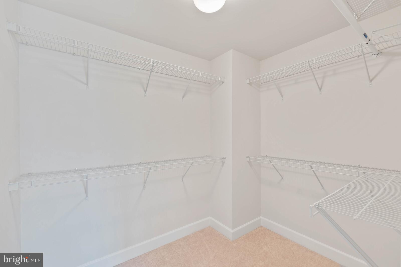 LAUREL RIDGE CROSSING - Residential