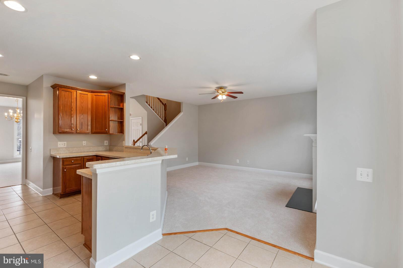 LAUREL RIDGE CROSSING - Residential