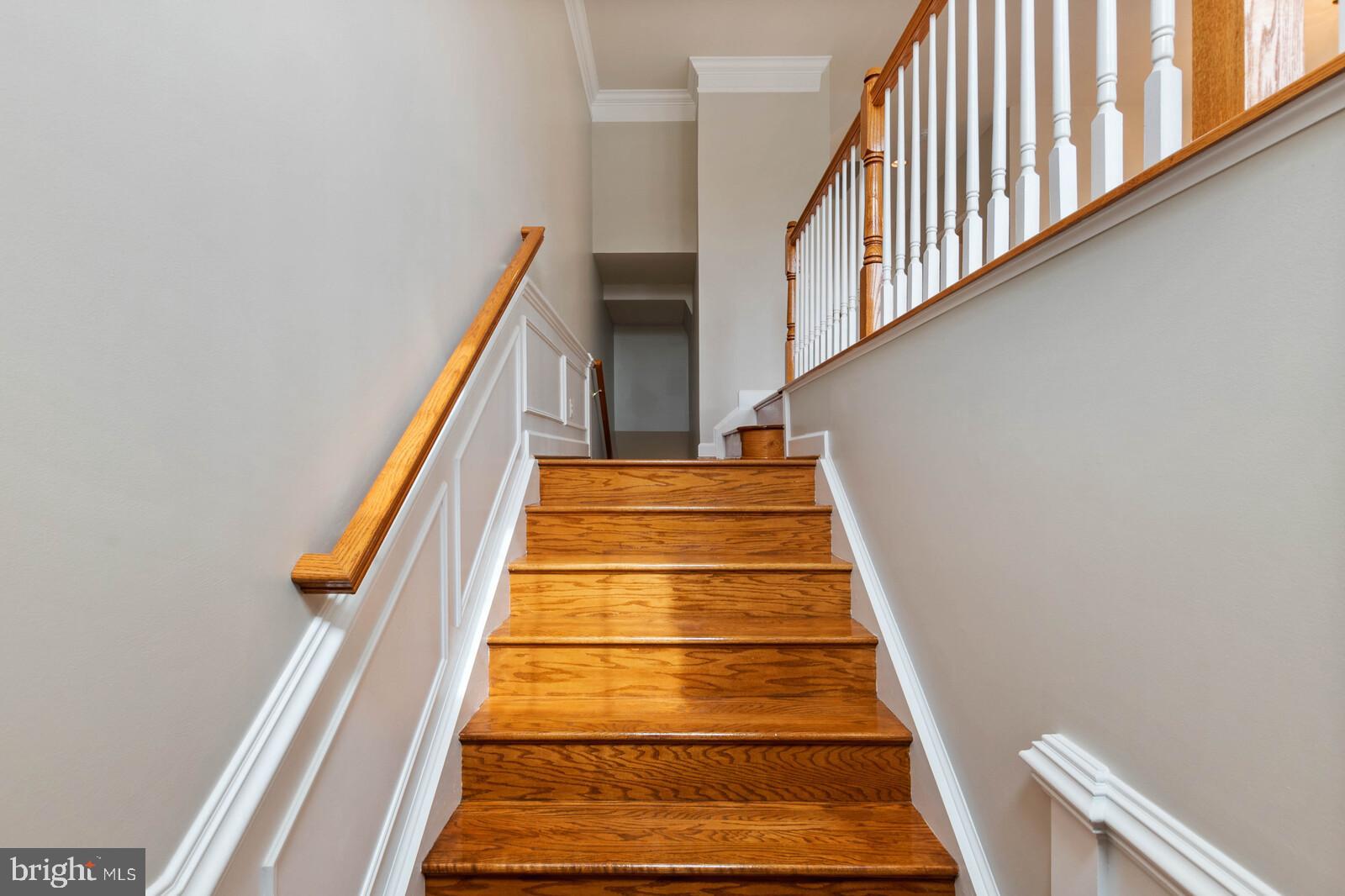 LAUREL RIDGE CROSSING - Residential