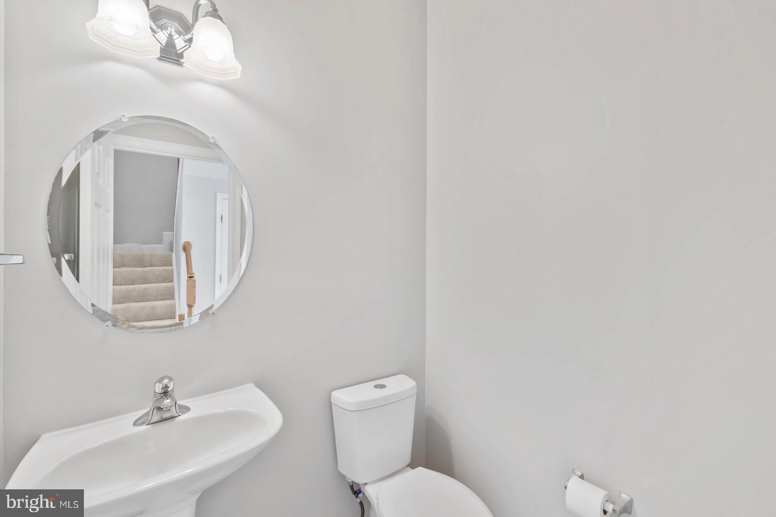 LAUREL RIDGE CROSSING - Residential